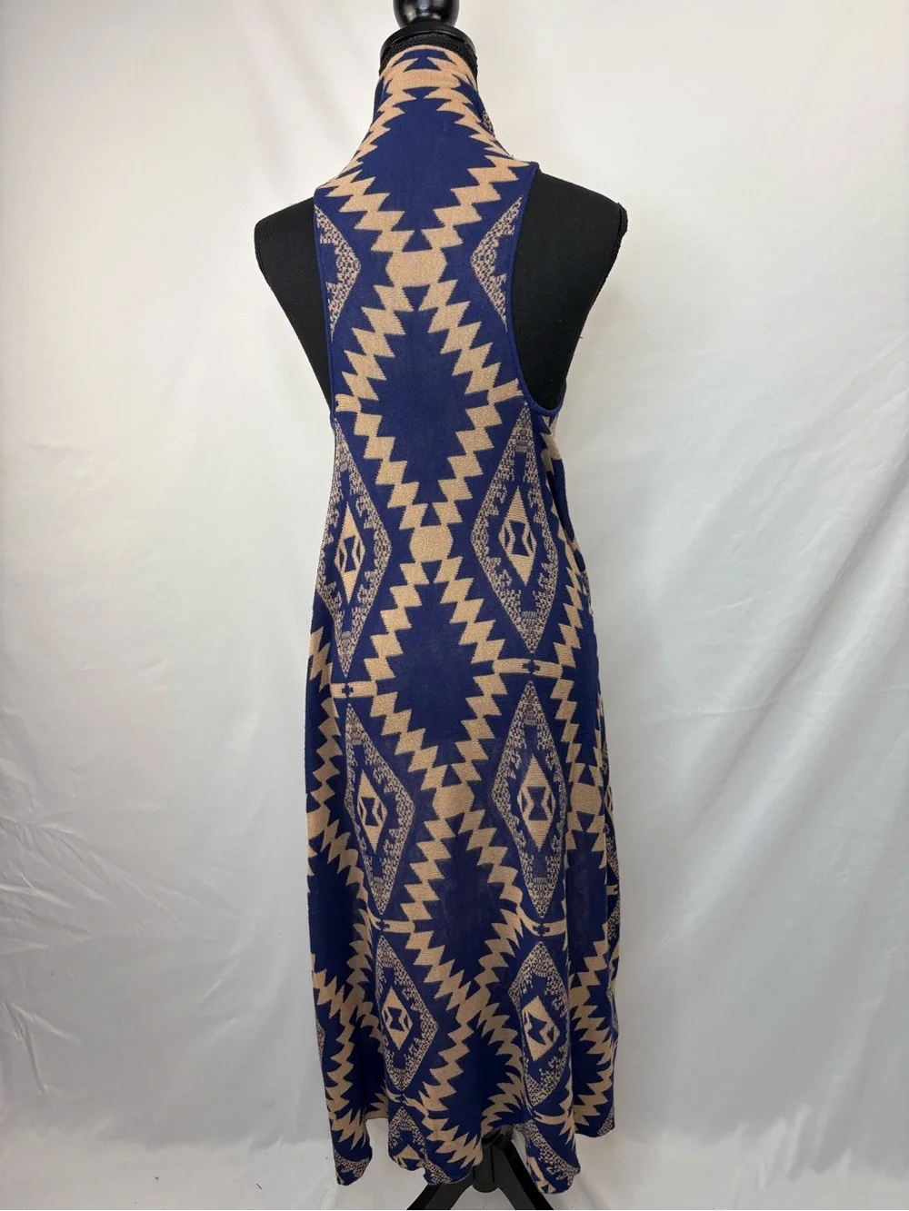 Timing Beige Sweater with Navy Aztec Design